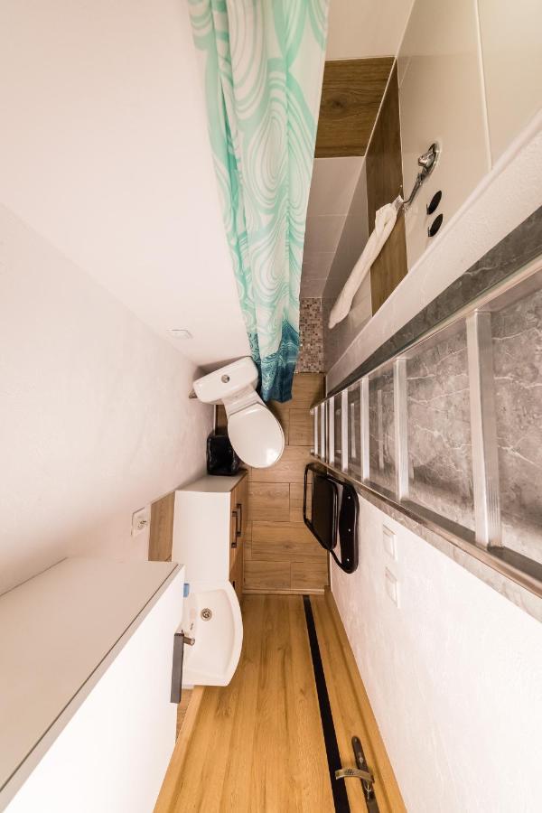 Micro Apartments 2,5 Qm - Najmniejsze Apartamenty Swiata 2,5 Mkw Kraków Eksteriør billede